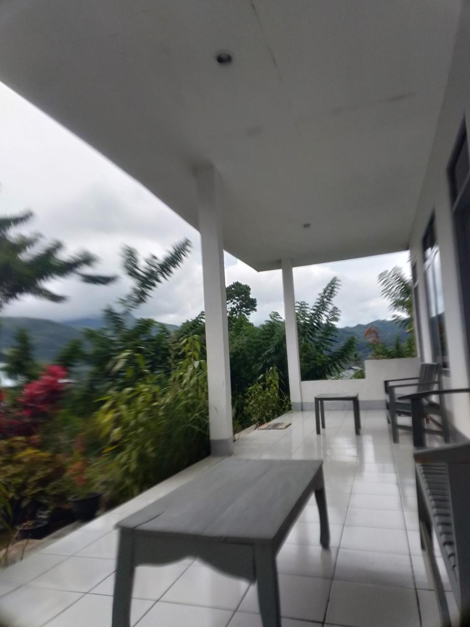 Hidayah Homestay Kelimutu Quarto foto